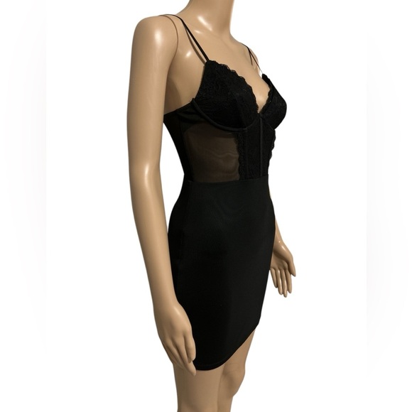 Garage sexy Black Lace Mini Dress - Picture 3 of 6